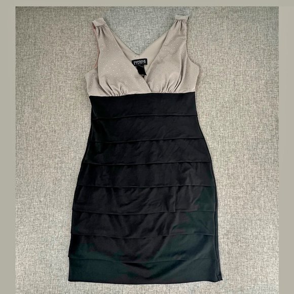 Enfocus Cocktail Dress Tiered Sleeveless  V-Neck Studded Party Evening‎ Dance 4 - Picture 1 of 14